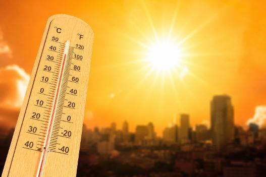 Val de căldură se intensifică în România. Cod galben de caniculă în șapte județe