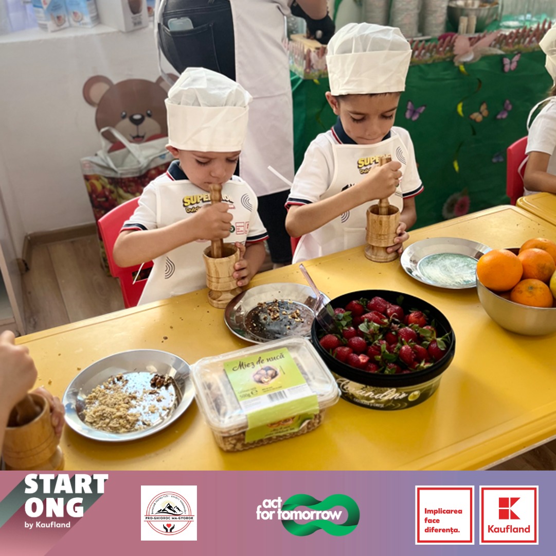 Imagine galerie Un model de educație alimentară prin care preșcolarii învață pregătind deserturi fără zahăr adăugat, testat la Lipova, în județul Arad
