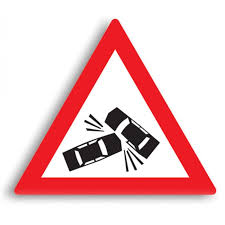 Accident rutier cu patru mașini implicate, în apropiere de Domeniul Lupas